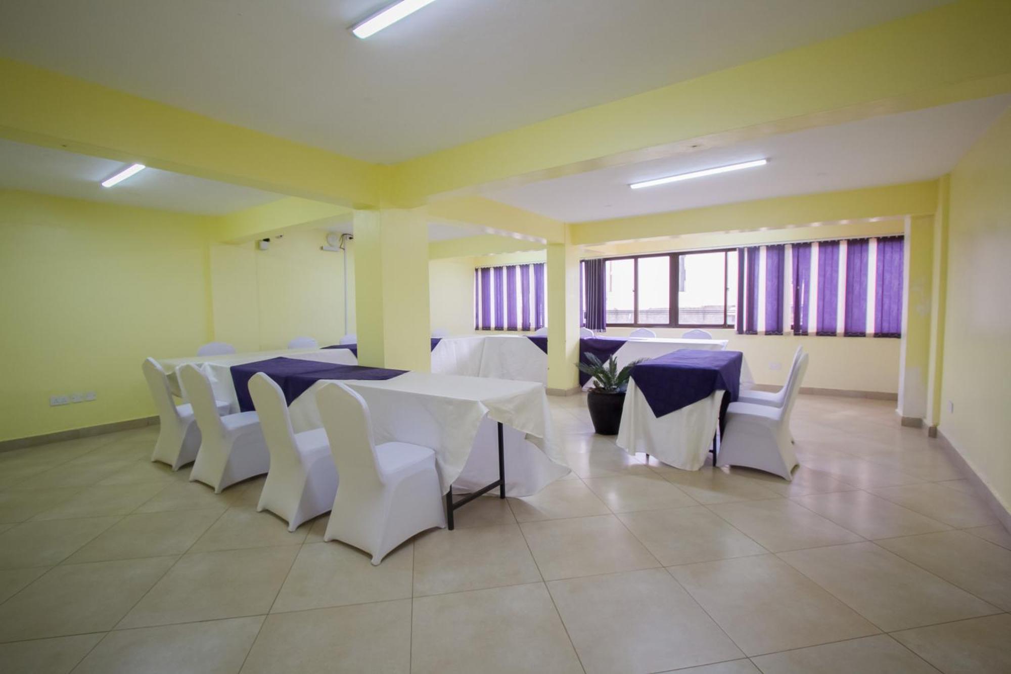 Paleo Hotel And Spa Thika Kültér fotó