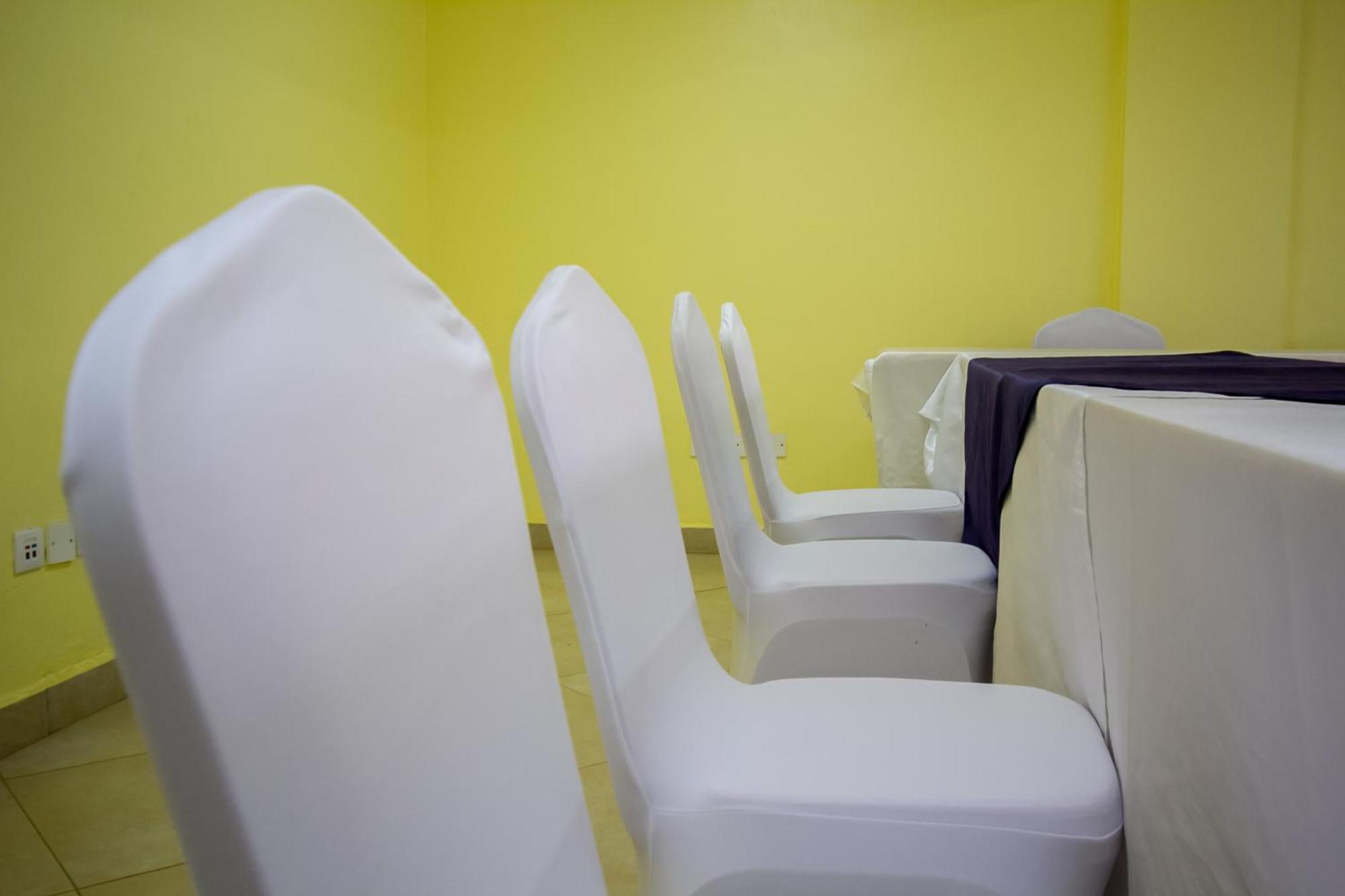 Paleo Hotel And Spa Thika Kültér fotó