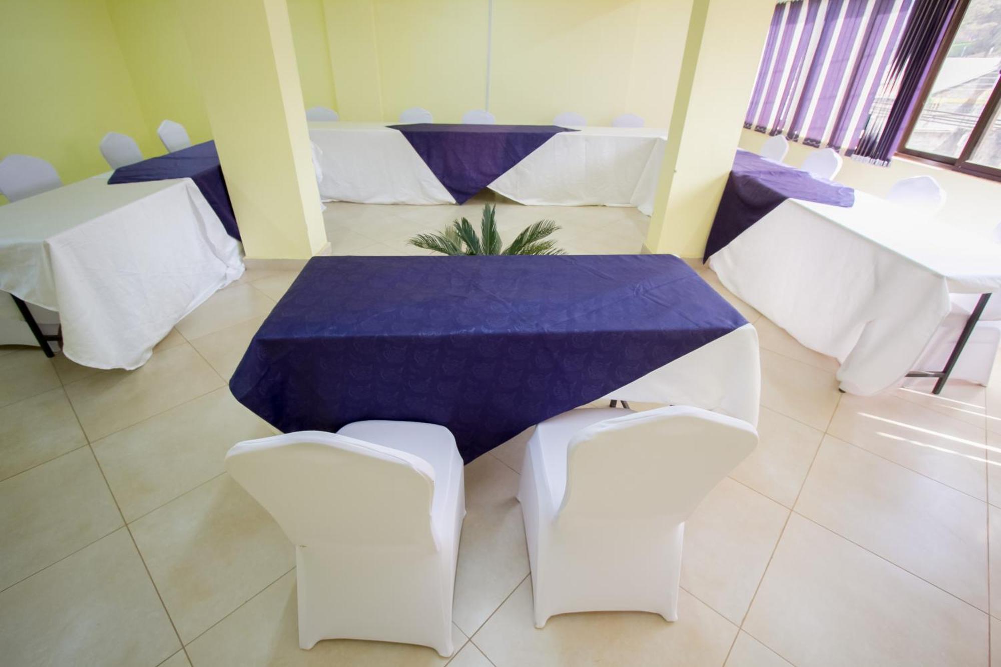 Paleo Hotel And Spa Thika Kültér fotó