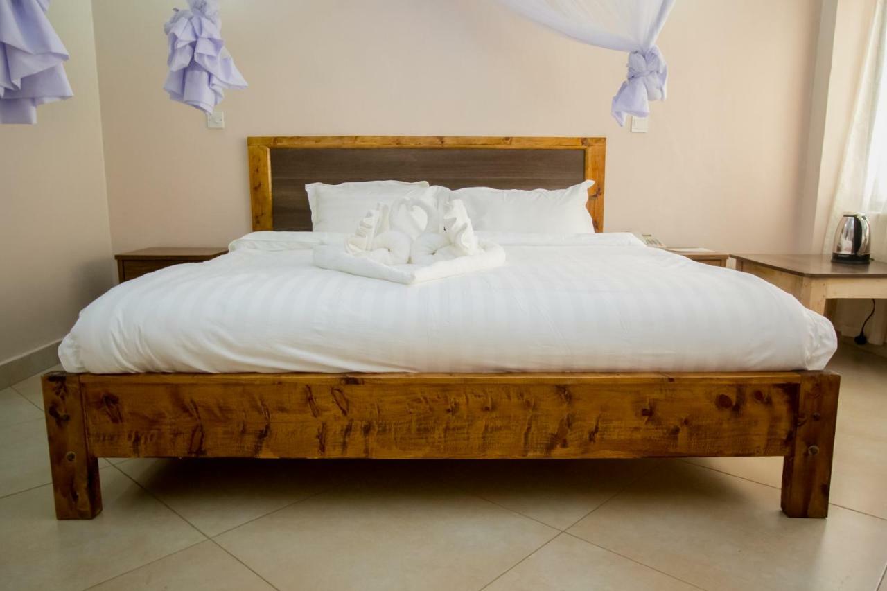 Paleo Hotel And Spa Thika Kültér fotó