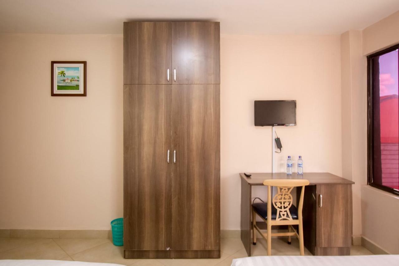 Paleo Hotel And Spa Thika Kültér fotó